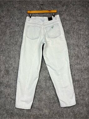 Vintage GUESS Jeans Size 32X30 Light Blue